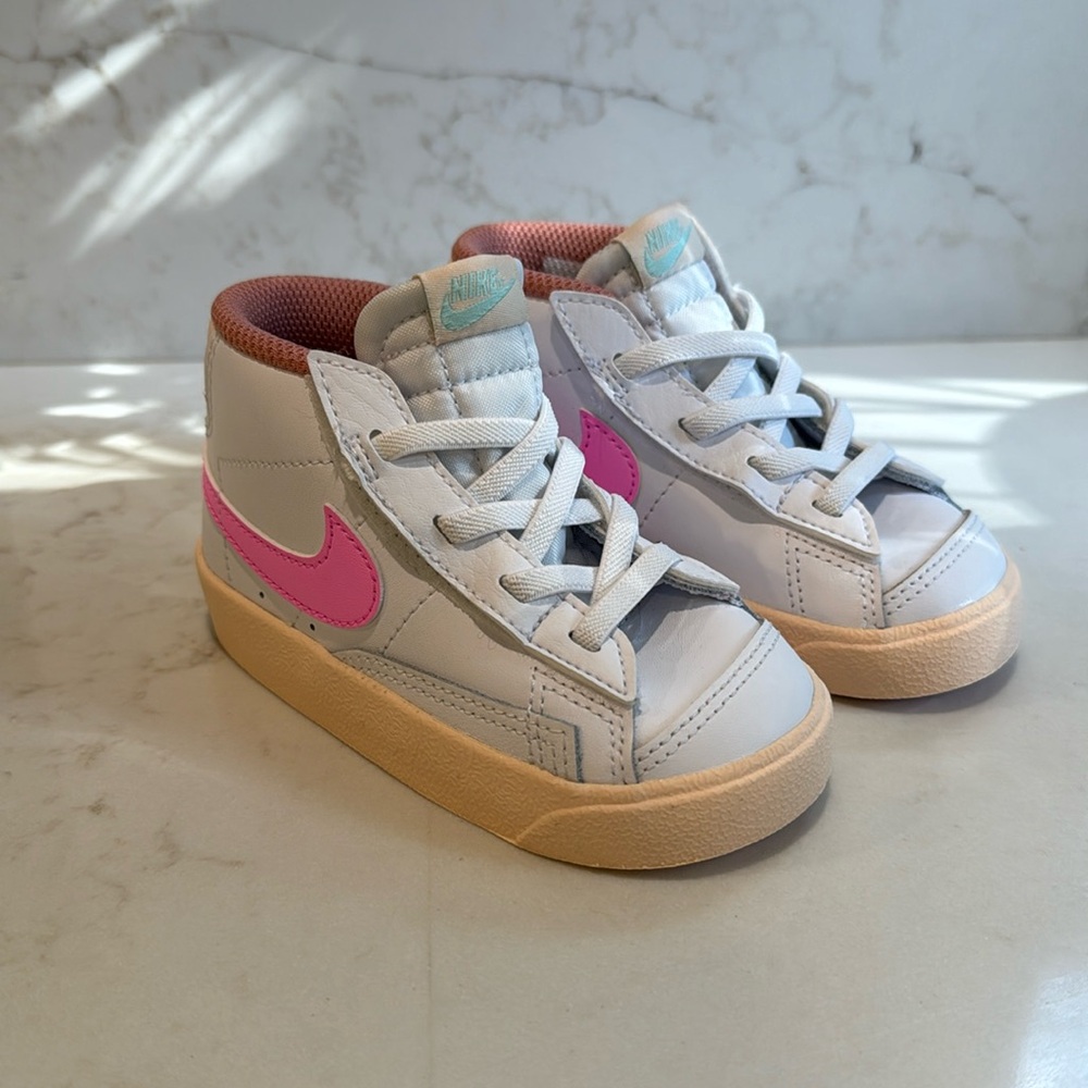 Nike toddler blazer mid size 7 toddler girl